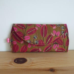 Etui à Lunettes en Tissu Molletonné Fleurs de Café Fond Camel