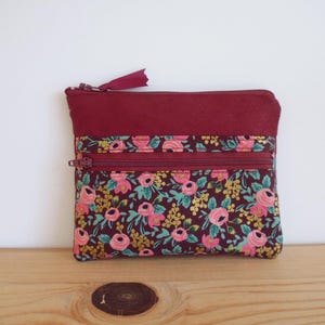 Porte Monnaie Double Zip en Suédine et Tissu Fleuri
