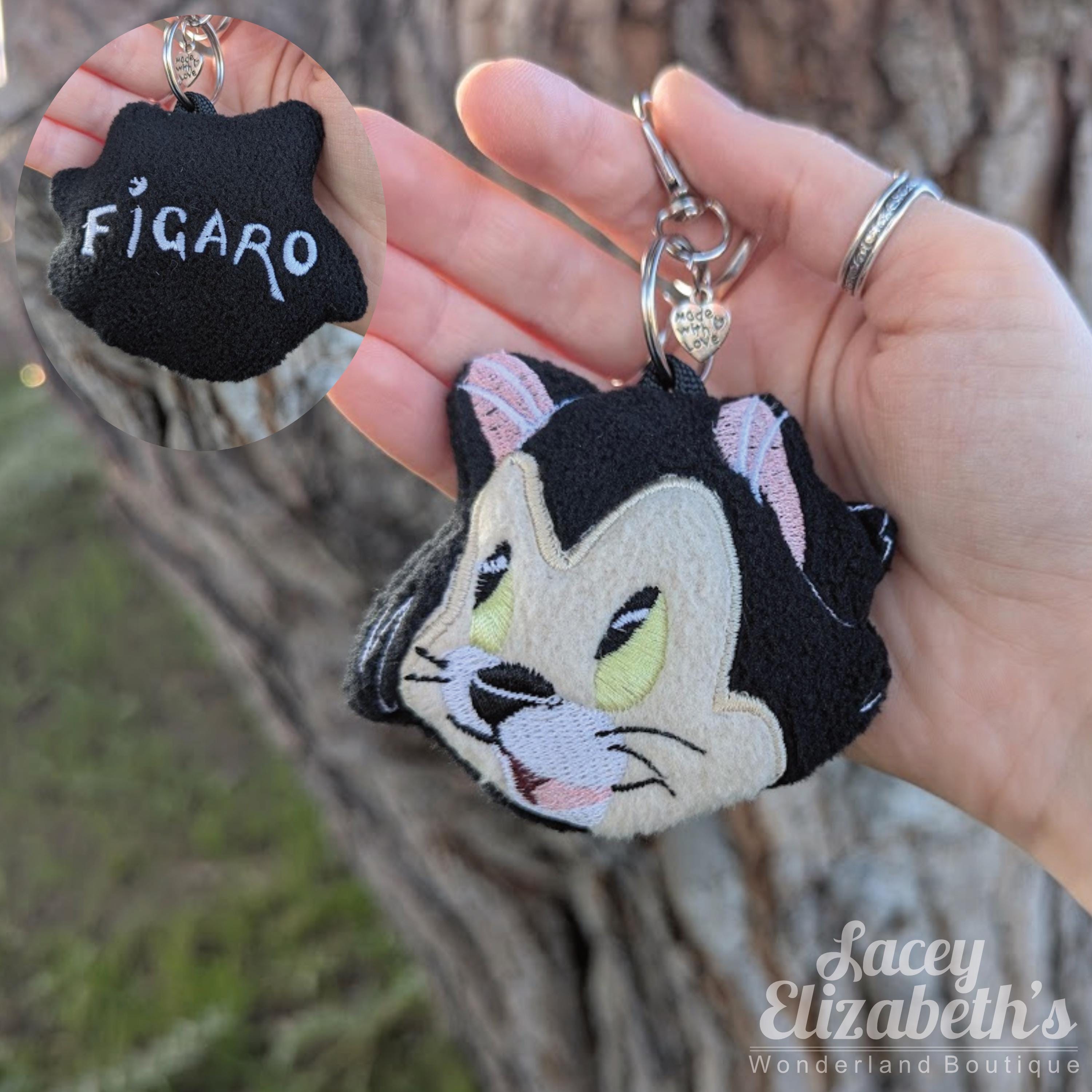 フィガロとクレオをモチーフにしたキーホルダーフレンズ - Etsy 日本