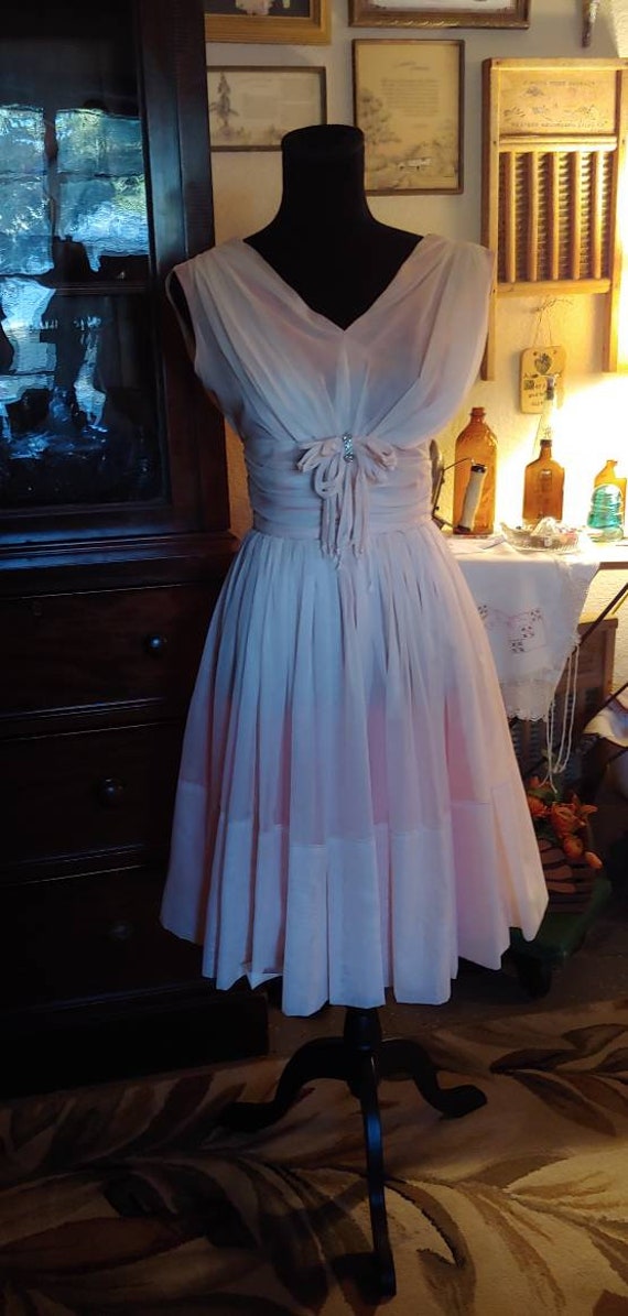Vintage 1950s or early 1960s Pink Chiffon Cocktail