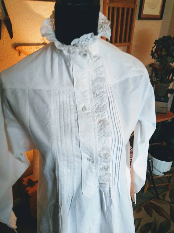 Authentic Victorian Nightgown/FREE SHIPPING