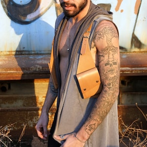 Beige Leder Holster Tasche, Echtleder Umhängetasche, Leder Festival Tasche, Reisetasche, Harness Tasche, Westentasche, Geschenk für Mann