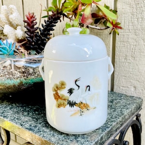Chinese Signed White Porcelain Crane Birds Statue of Liberty Jar Canister w Lid