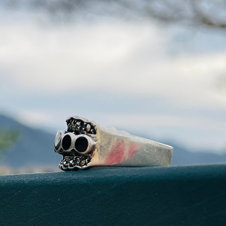 Vintage Sterling Silver Ornate Marcasite Black Onyx Ring Size 7.5 Weighs 6.0g