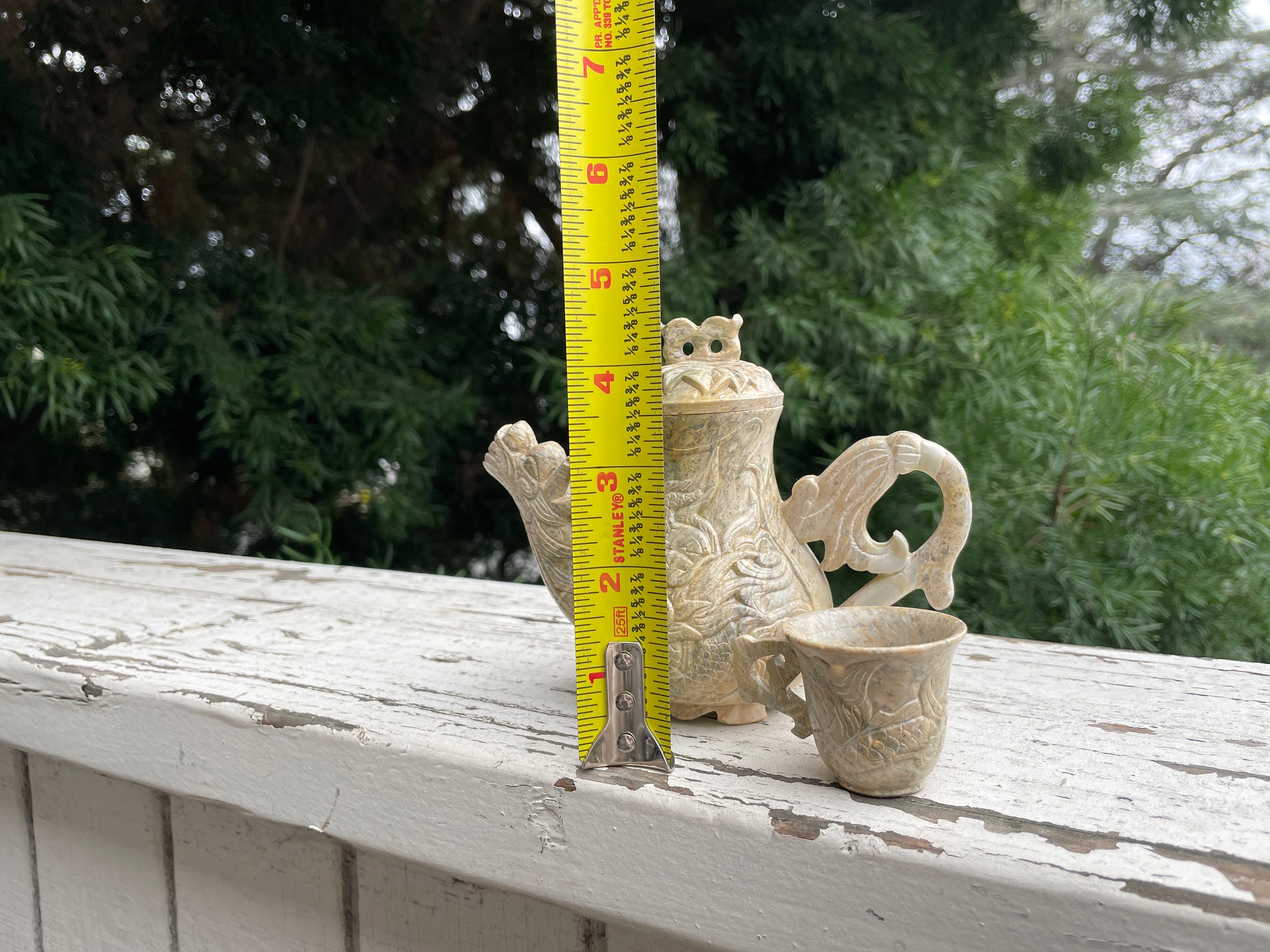 アンティークサイン入りアジアンストーン彫刻ドラゴン神話の生き物