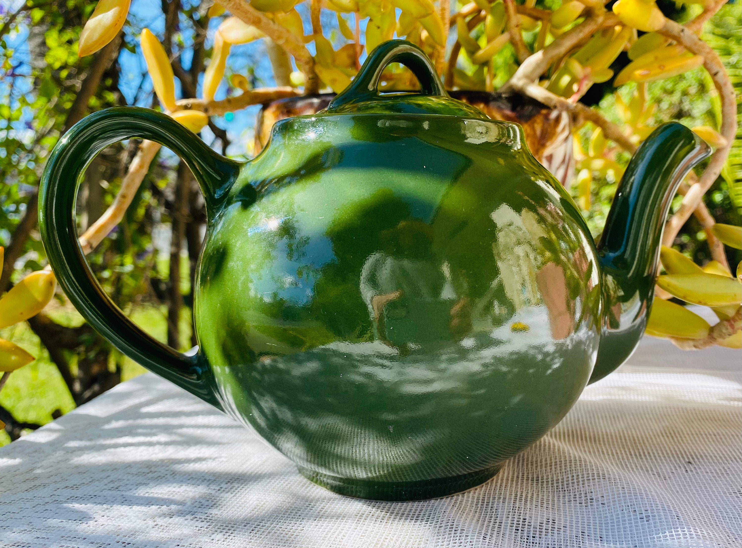 Lipton Teapot for sale Only 4 left at 75
