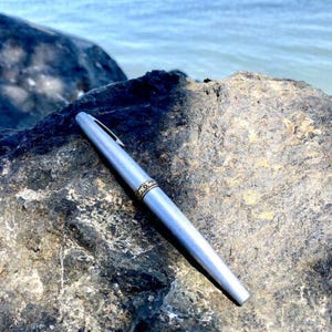 Vintage Signed 14k 585 Sheaffer USA Fountain Pen w Silver Brush Finish