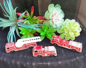 3 Vintage Tootsietoy La France Metal Fire Trucks Lot Of 3 Made In The USA