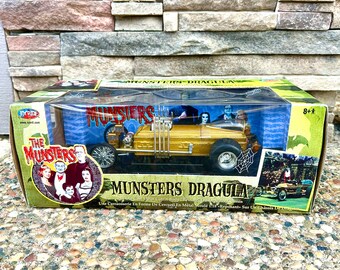 VTG 2004 ERTL Munsters Dragula Joyride Die-Cast Metal Car 1:18 Scale New In Box