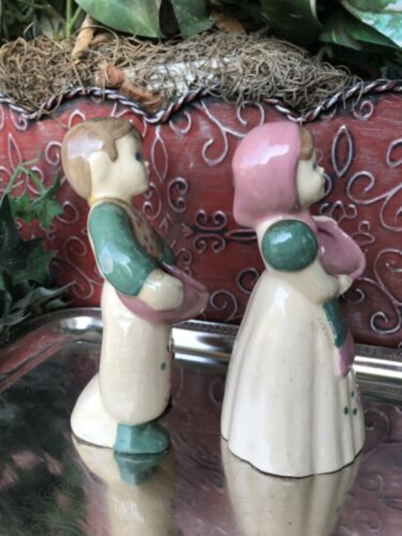 Vintage SF Pottery Porcelain Pilgrim Boy And Girl Art Figurines Decor