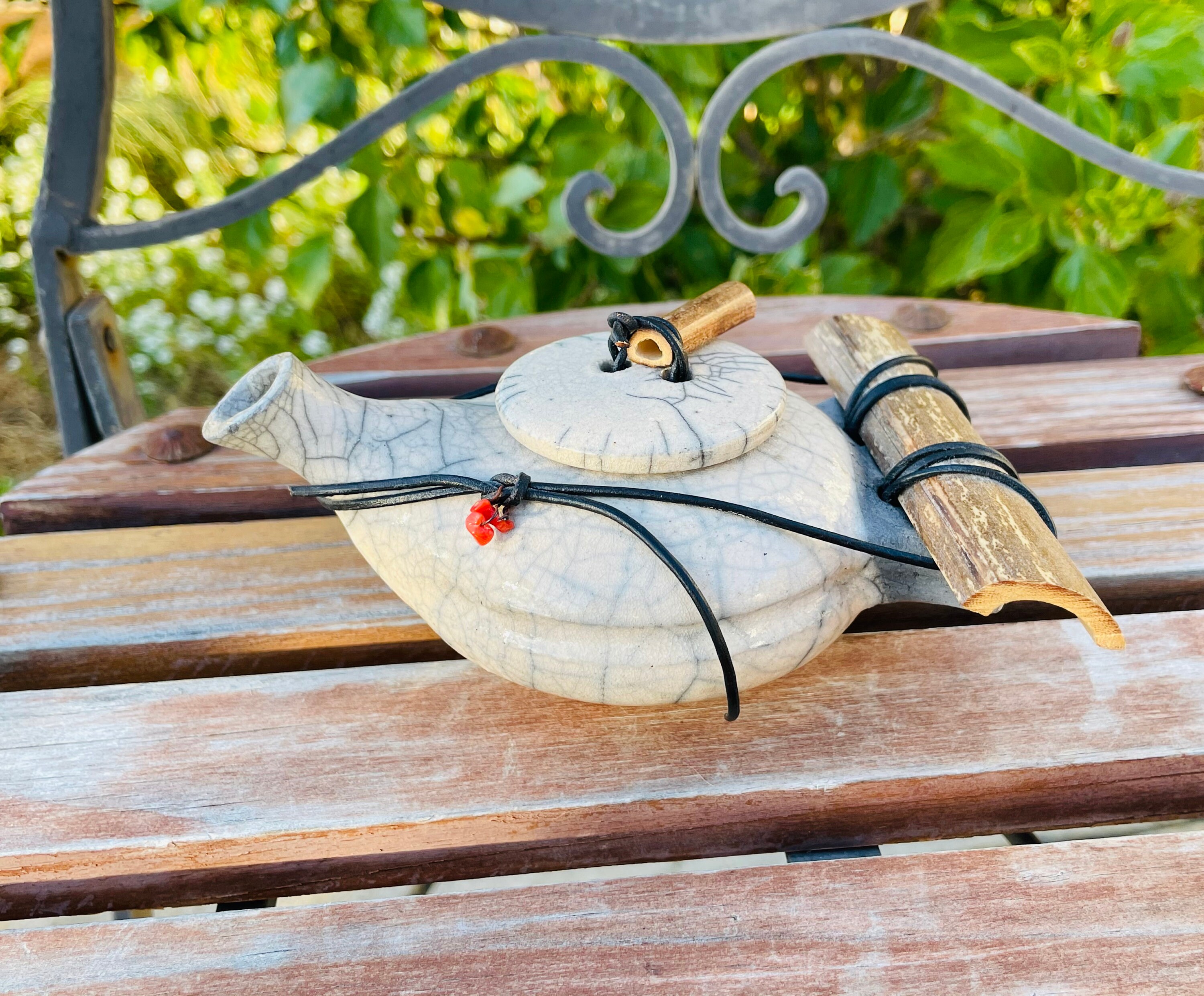 Antike weiße Crackle Stein Teekanne Holz Akzent Hand gemacht | Etsy