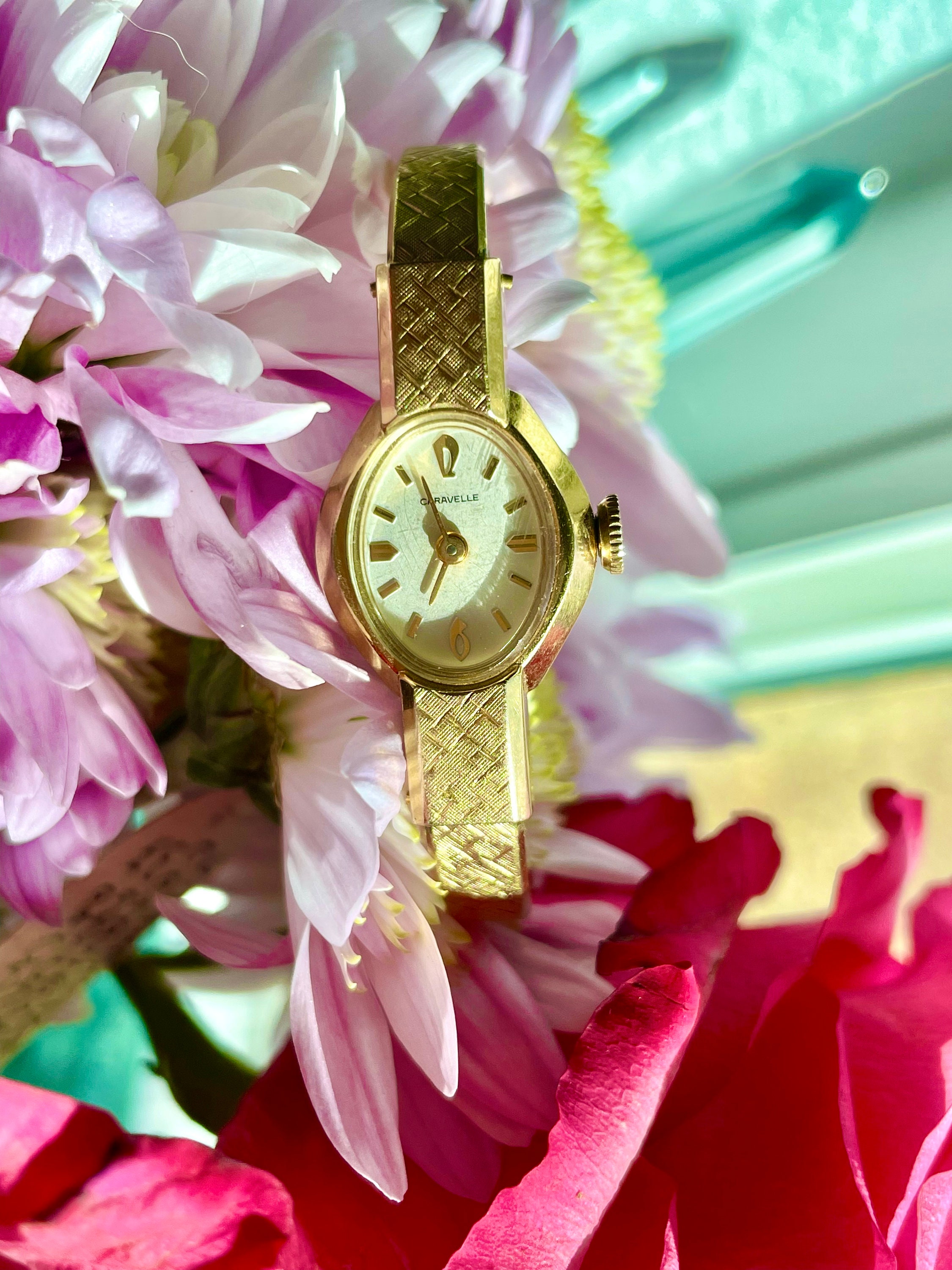 【希少】CARAVELLE 12K GF 金張り レデイース腕時計　手巻　稼働品 Vintage 12K Gold Filled Caravelle Women's Wristwatch With Safety