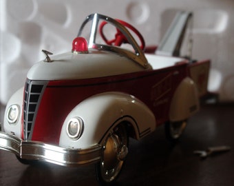 old school pedal cars