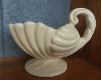 Haeger Pottery White Cornucopia Shell Planter Vase Home Decor Collectible 1960 Porcelain Decorative Vase Marked