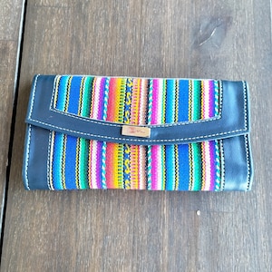 Purse Made from Peruvian Manta and Faux Leather | Colourful Purse