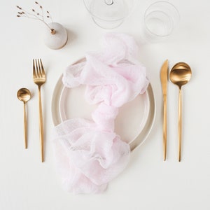 Pink wedding napkins Wedding table decor Cheesecloth napkins Rustic wedding gauze napkins Cheese cloth napkins Boho Wedding Rehearsal dinner