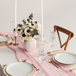 Blush Rose Wedding table runner Boho Centre de table de mariage Cheesecloth runner Spring Wedding arch décor Centre de table de mariage en plein air