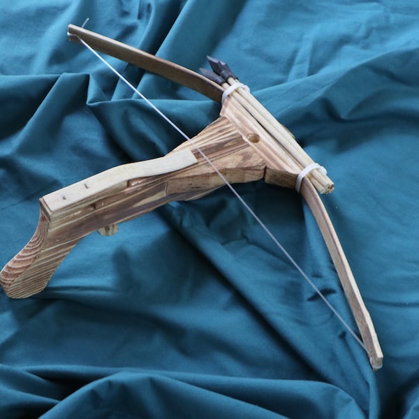 Small Crossbow | Wooden Toy I with Set of 5 Bolts