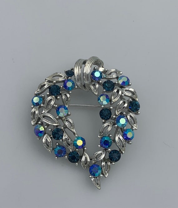 Vintage Lisner Blue and Silver Brooch