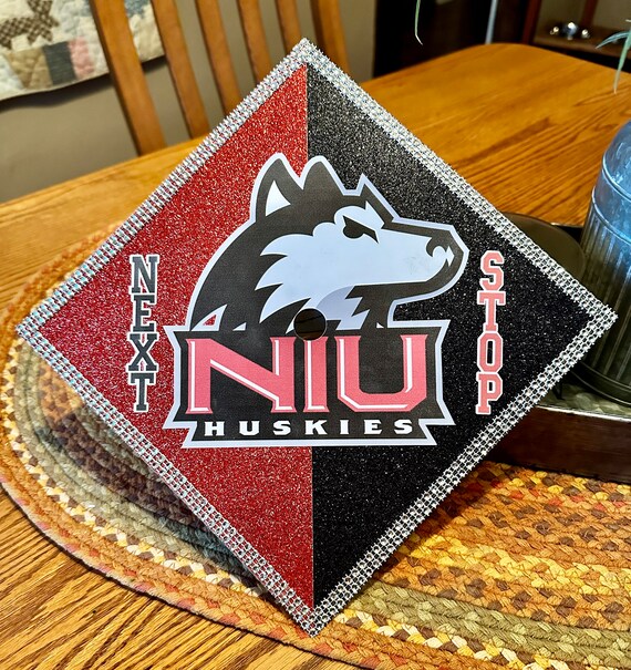 Niu Graduation 2024 linea pamelina