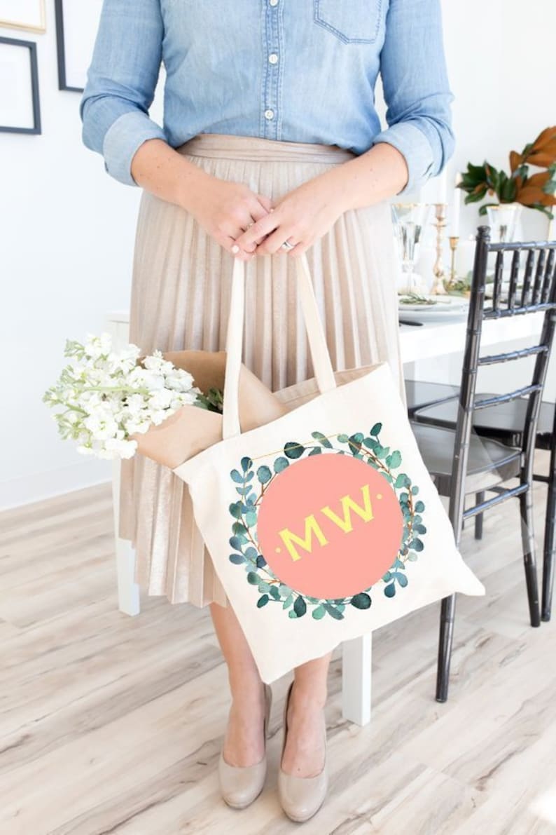 Personalized Bridesmaid Gift Bridesmaid Tote Tote Bag Personalized Bridal Party Gift \u00a9 Bridal Tote Bridesmaid Monogram Gifts