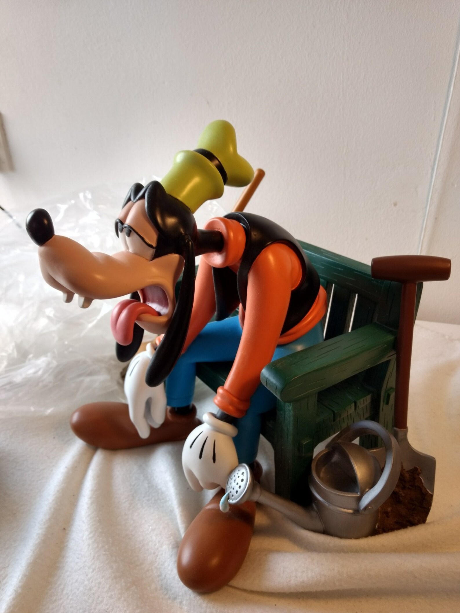 Goofy Walt Disney store statue figurine figure big mid fig Etsy