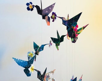 012 - Baby mobile / Hanging "Hummingbird spiral in flower"