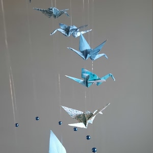 033b-Mobile bébé origami Hélice de grues variation de bleu image 2