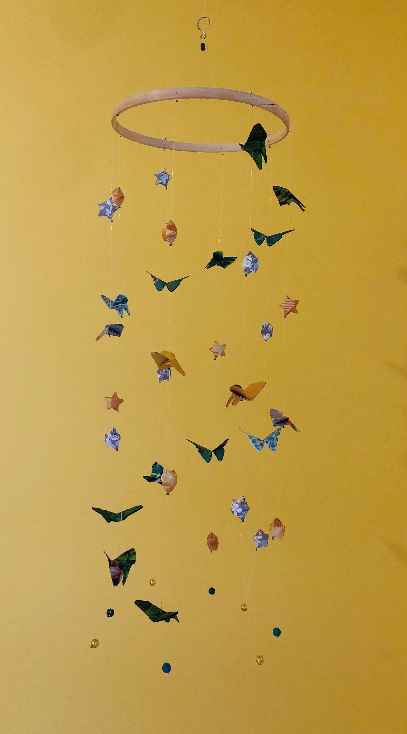 038 - Mobile Bébé/Suspension Hélice de Papillons Vert et Jaune