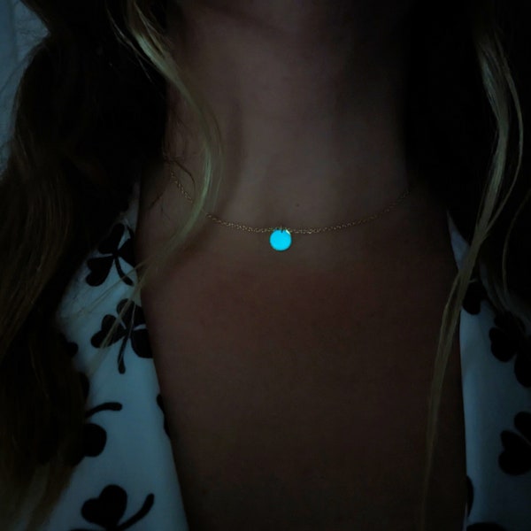 minimalistic glow-in-the-dark necklace, the best gift for her on her birthday and Christmas, small round glowing droplet, gift for wife