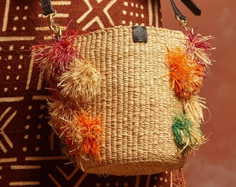 Natural Fringed Raffia Bag, Purse, Handbag, Shoulder Bag, Bag with Leather Handles, Beach Bag, Fringed Bag