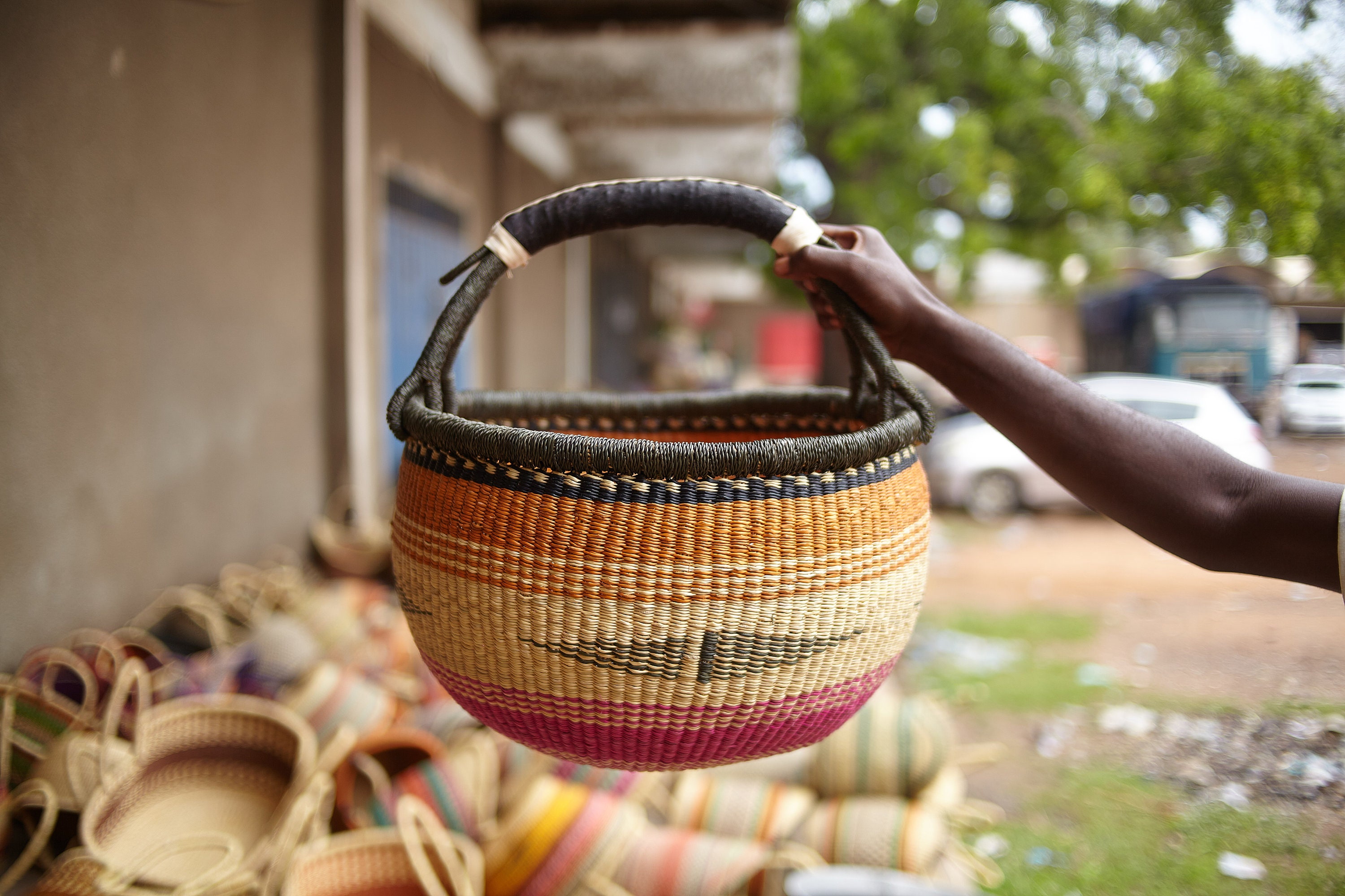 Handwoven Market Baskets For Home Décor Or Beach Days - MERSEA