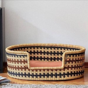 Handwoven Bolga Dog Bed Basket: Natural Woven Pet Bed