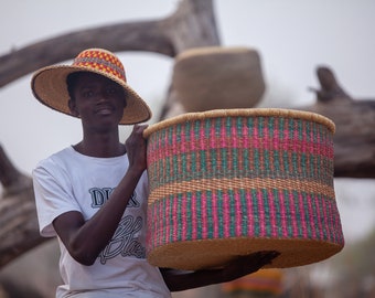 Cesta de almacenamiento tejida colorida grande, cesta de piso, cesta hecha a mano, cesta Bolga, cesta tejida africana, cesta natural