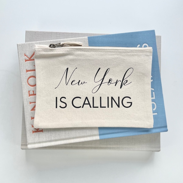 New York Is Calling Travel Makeup Bag // Canvas Cosmetic Bag // Travel Make Up Pouch // Travel Birthday Gift For Her // Passport Bag // NYC