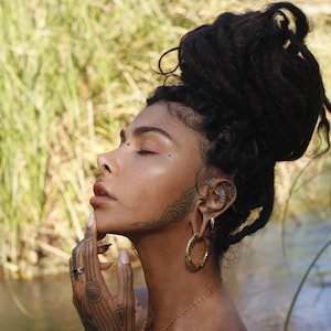 Mini Tribal gold sayagata hoop earweights