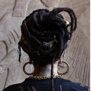 Tribal silver sayagata hoop earweights