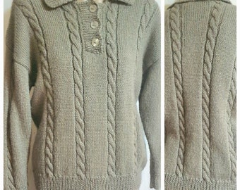 Beautiful 1960s soft sage green handknit wool sweater with collar and button front. size M into L.