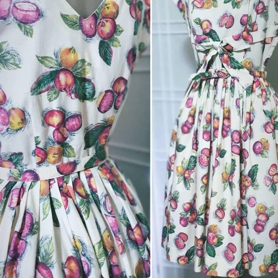 1950s novelty fig print cotton dress with gathered