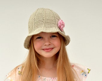 Flowery hat - crochet patten for baby, toddler, child, teen and adult woman