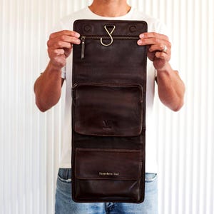 Personalised Leather Hanging Wash Bag – Luxury Travel Toiletry Case | Custom Hot-Stamped Gift | Gift for Him