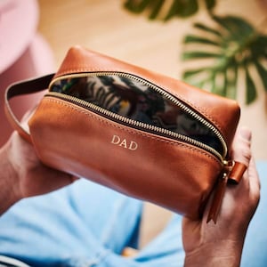 Beauty case compatto in pelle di lusso con personalizzazione - regalo perfetto per la festa del papà - regalo per papà, qualità unica fatta a mano