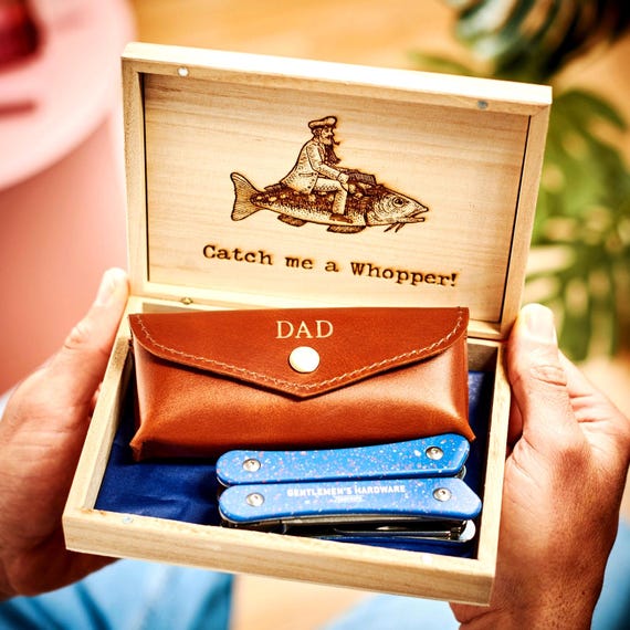father days fishing gift box with tools CHEERZEER CUSTOMIZE Personalized Tackle Box, Dad Fishing Gifts for Father's Day, Dad and Son Fishing Partners for Life, Fishing For Dad, Fishing Tackle Box, Clear (jw-dy360) : Sports & This unique gift basket includes everything he needs for a successful day on the water and a delicious cookout afterward Personalised Fishing Tool and Leather