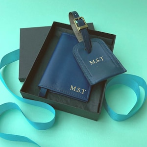 Personalised Leather Luggage Tag and Passport Cover Set - Perfect Christmas Gift for Travel Lover, Luxury Leather and Gift Box