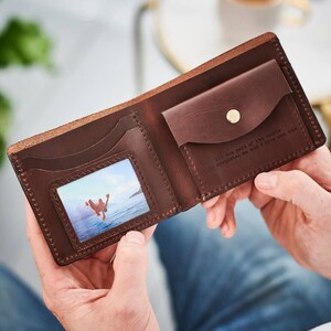 Cartera de cuero personalizada con mensaje secreto y foto de metal: regalo de Navidad perfecto para papá y abuelo. Caja de regalo de lujo hecha a mano Dark Brown