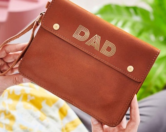 Personalised Leather Travel Wallet with Line Font - Perfect Wedding Gift for a Honeymoon. Ideal for Travellers. Luxury Leather and Gift Box.