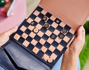 Jeu d'échecs de voyage en cuir personnalisé