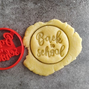 Tagliapasta "Ritorno a scuola" - Rotondo - Tema Ritorno a scuola | Progettato e realizzato per te