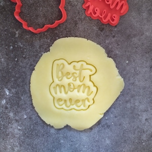 Tagliapasta per biscotti "La migliore mamma di sempre" | Festa della mamma | Schema e piatto | Progettato e realizzato per te