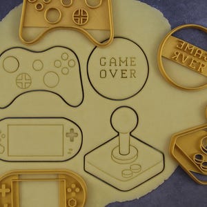 Video game themed cookie cutters: Controller, Handheld Console, Joystick, Game Over